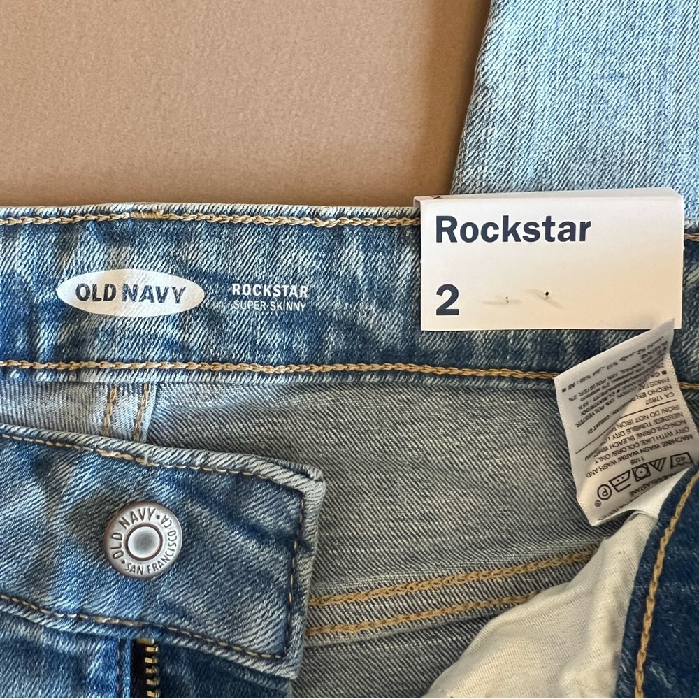 Old Navy Rockstar Patchwork Lightwash Skinny Jeans - Picture 6 of 8